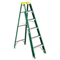 #592 SIX-FOOT FOLDING FIBERGLASS STEP LADDER, GREEN/BLACK